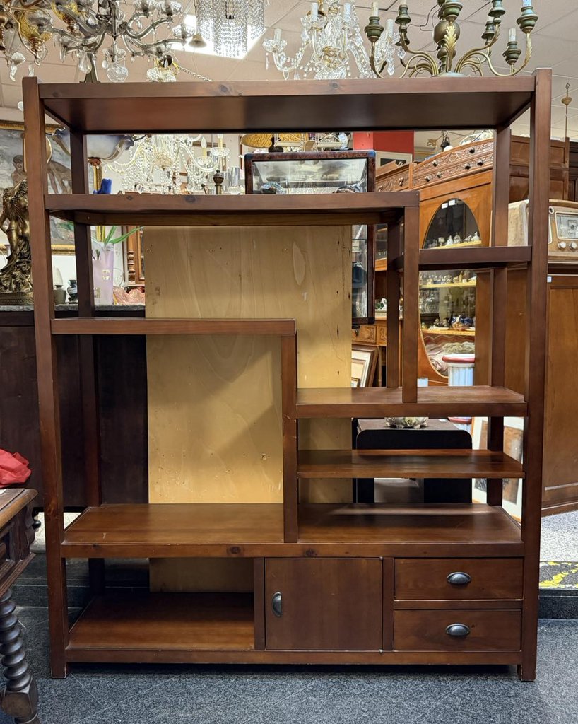 Libreria in legno noce  elegante e spaziosa a soli 150! — € 150 — Gravina
