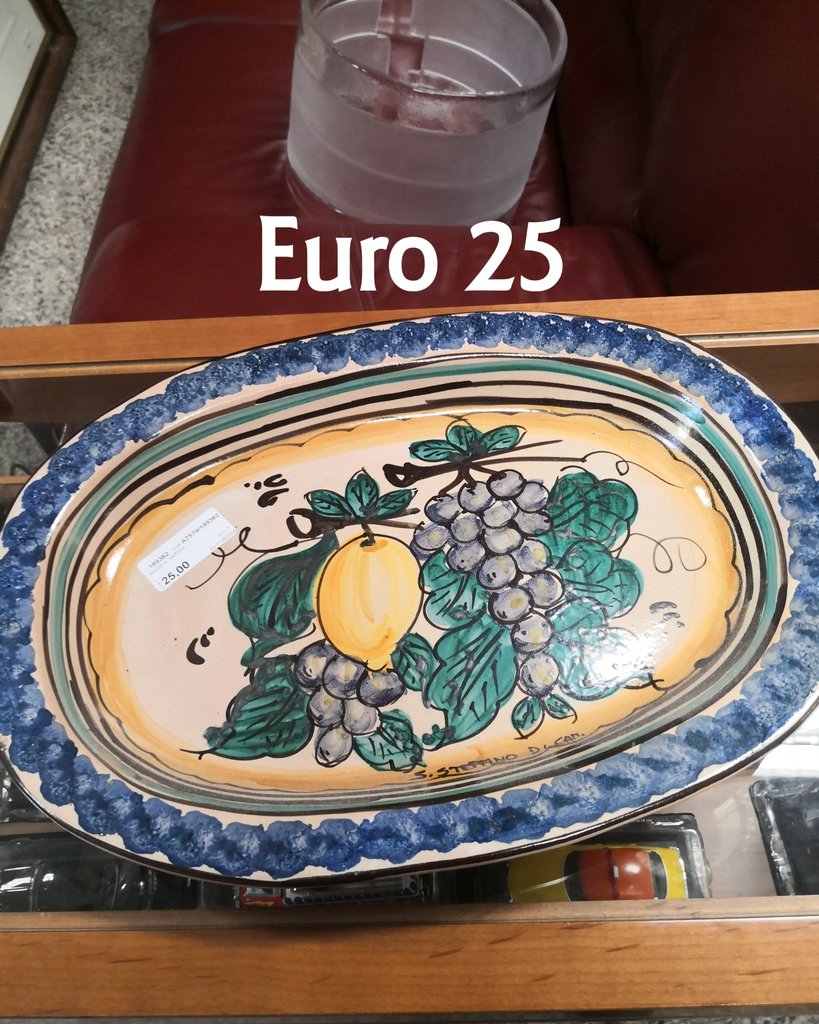 Piatto Santo Stefano di Camastra euro 25 lo trovi da il bello dell’usato via Gramsci 47 Gravina di Catania per info contattare lo 095 397471 — Contattaci per il prezzo — Gravina