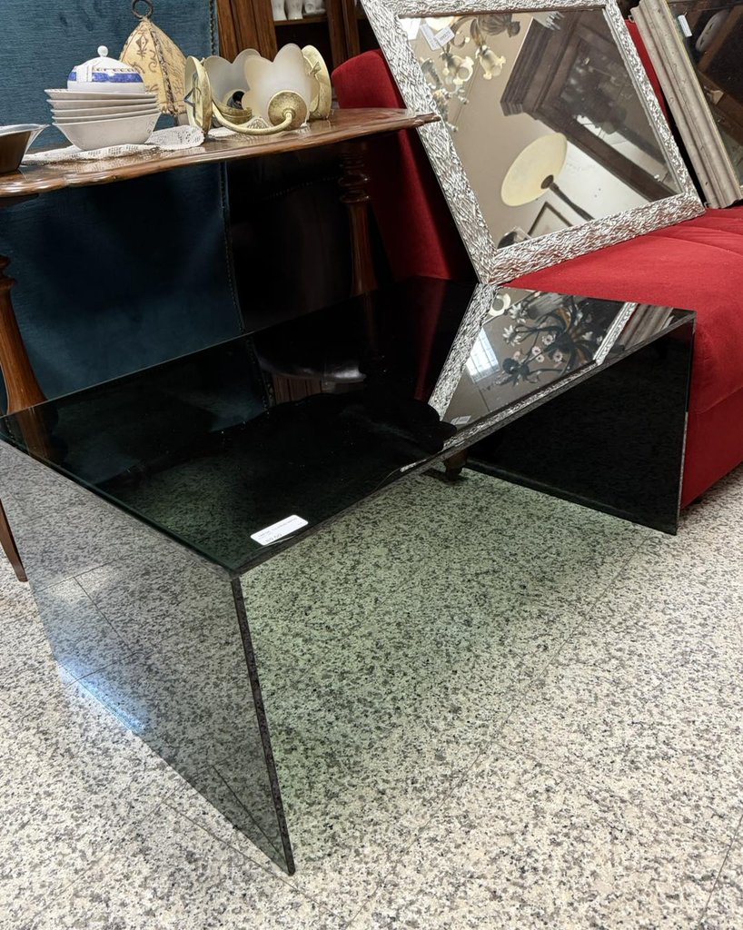 Porta TV in vetro nero  design essenziale a soli 80 — € 80 — Gravina