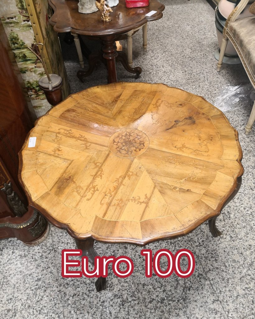 Tavolino Basso da Salotto Intarsiato — € 100 — Gravina